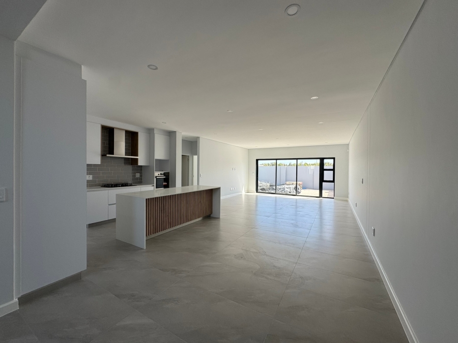 4 Bedroom Property for Sale in Sandown Western Cape